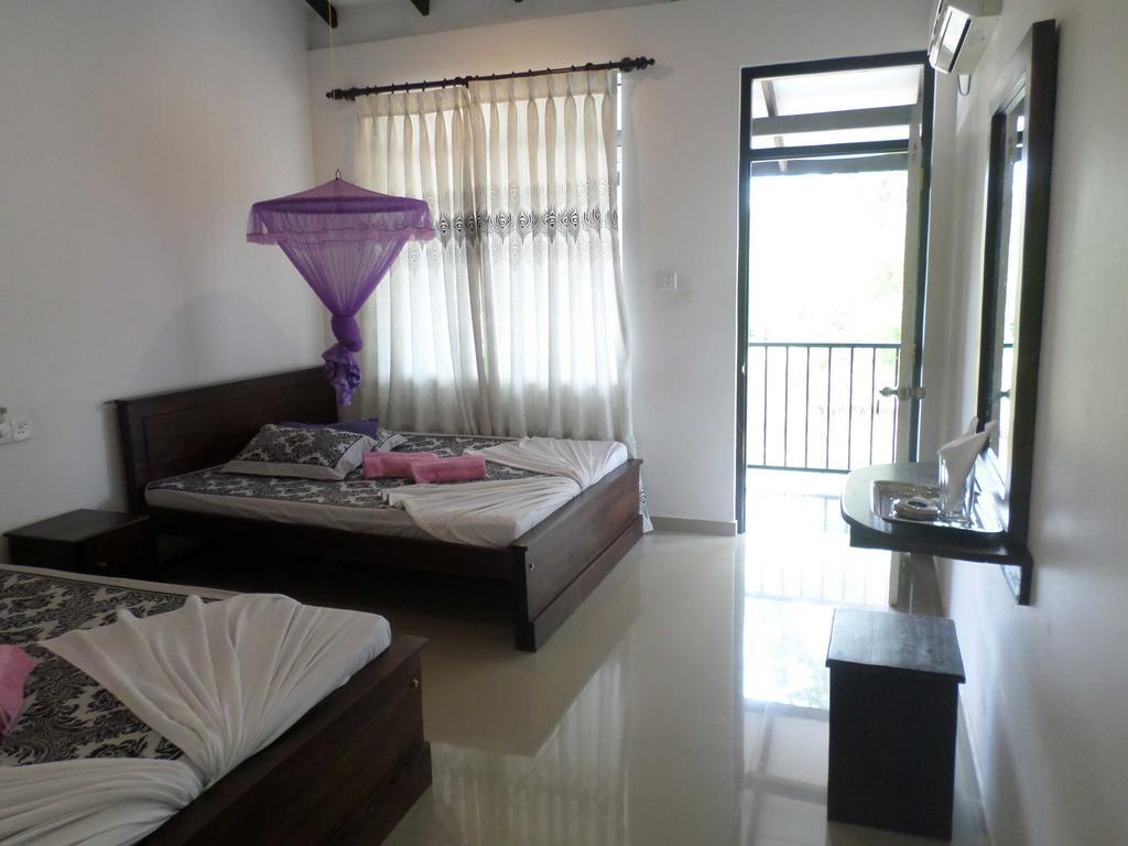 Romana Rest Kataragama Ngoại thất bức ảnh